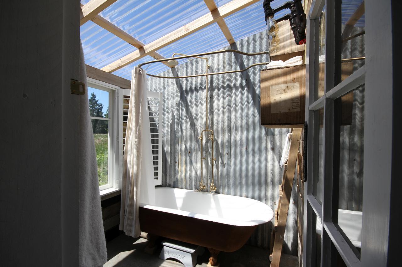 The Log Cabin & Packing Shed Villa Waihi Exterior foto